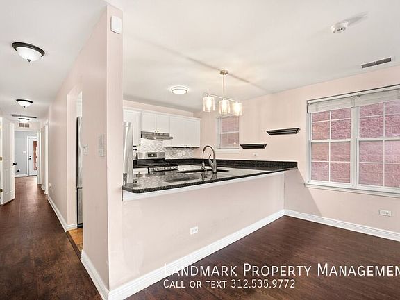 4th image of 1449 N Larrabee St #B