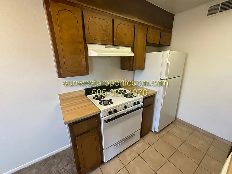 835 State Highway 516 — Photo 11
