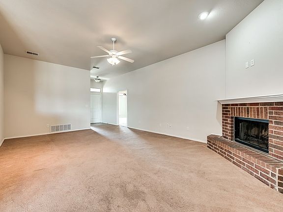 5th image of 9109 Lamar Ave