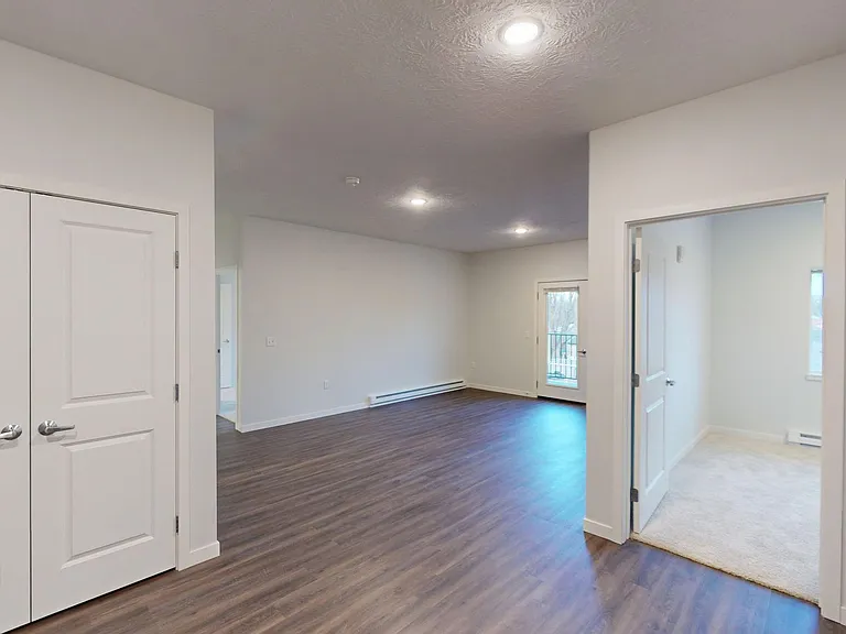 Overlook Apartments — Photo 33