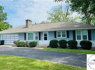 9201 Stubbs Rd, Kansas City, MO 64138