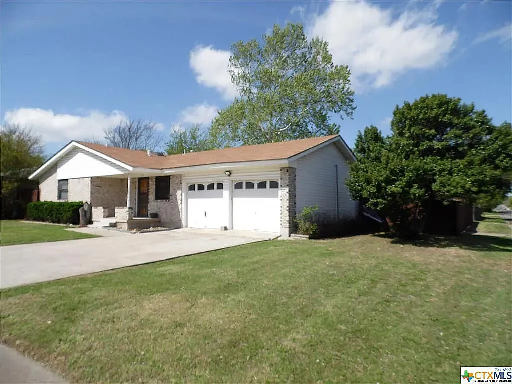 4 bed, 1779 sqft, $1,525 — Photo 2