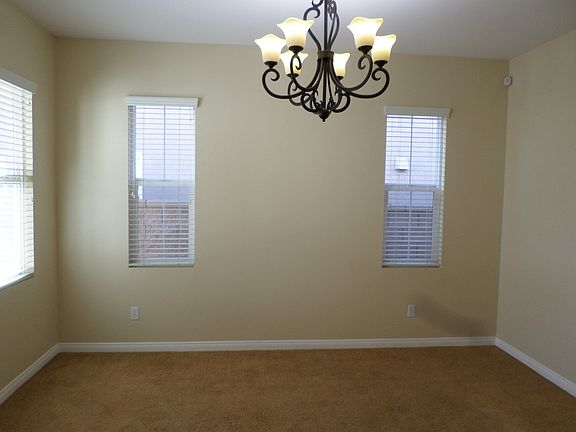 4th image of 28687 Acanthus Ct