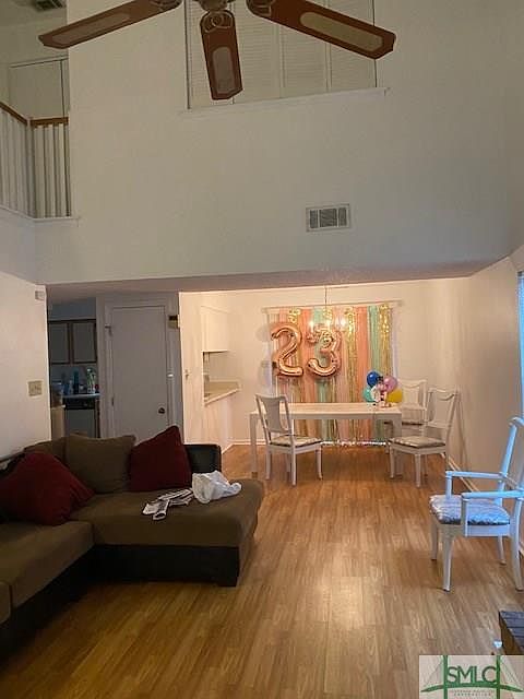 2nd image of 102 Windmill Ln