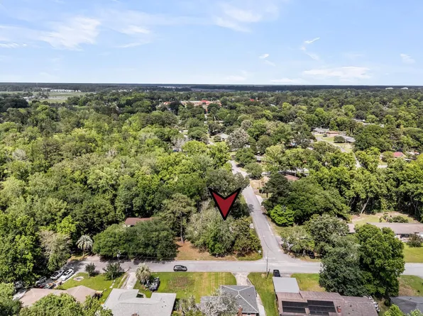 6032 Rembert Dr, Hanahan, SC 29410