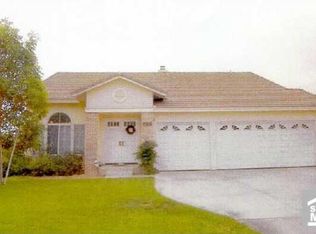 2827 W Windhaven Dr, Rialto, CA 92377