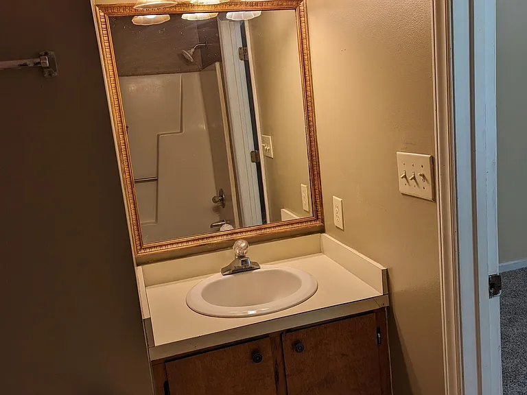 2510 Olde Oaks Ln #B — Photo 7