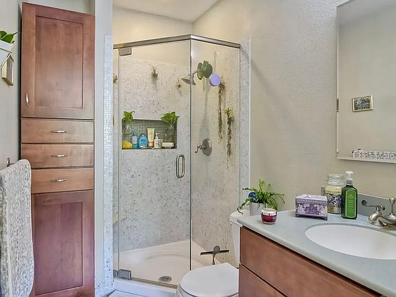 2nd image of 4847 Collwood Blvd Unit A