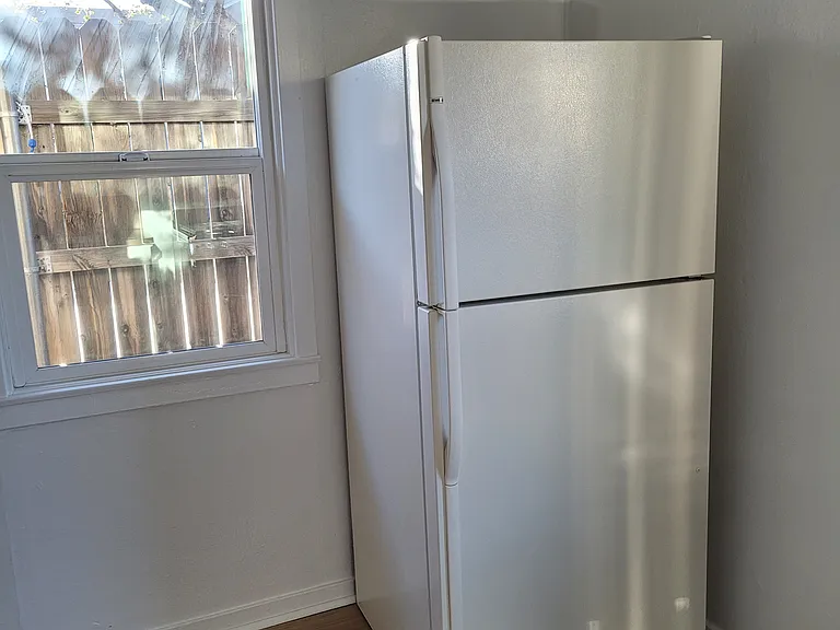 430 Short St #A — Photo 4