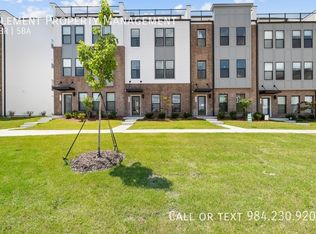 2910 Kempthorne Rd #1, Cary, NC 27519