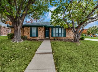6900 Wicks Trl, Fort Worth, TX 76133