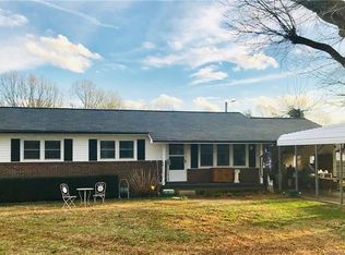 181 Crosswhite Ln, Statesville, NC 28625