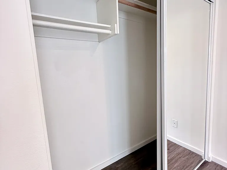 Mansfield Terrace Apartments — Photo 46