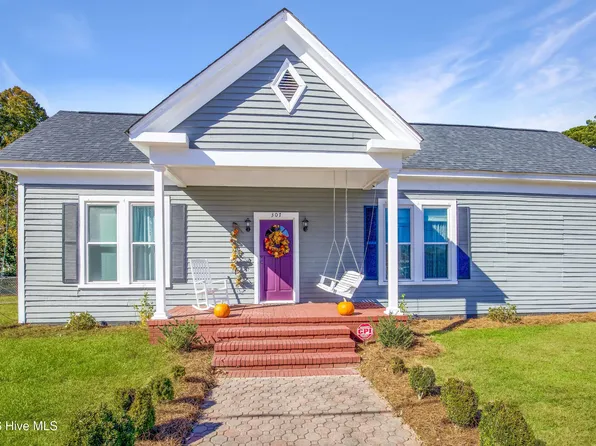 307 N Green Street, Parkton, NC 28371