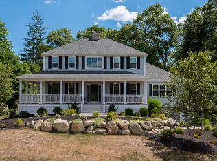 6 Canoe Club Ln, Pembroke, MA 02359