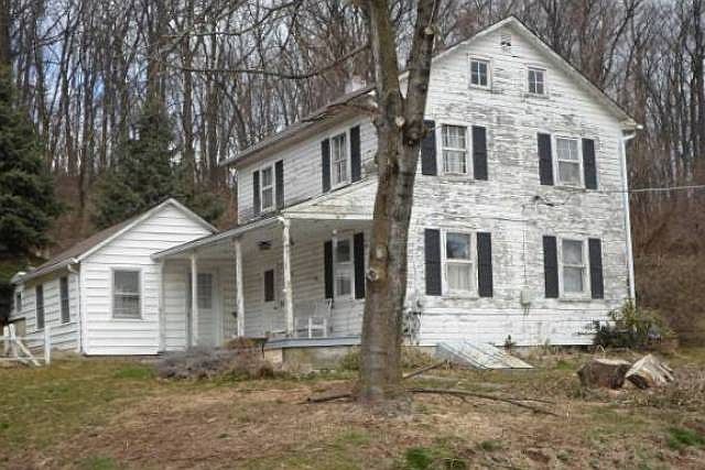 2nd image of 2080 Church Rd