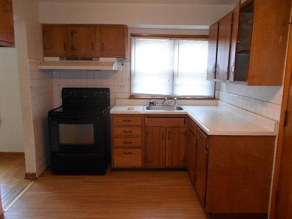 5th image of 1803 Coleridge Dr