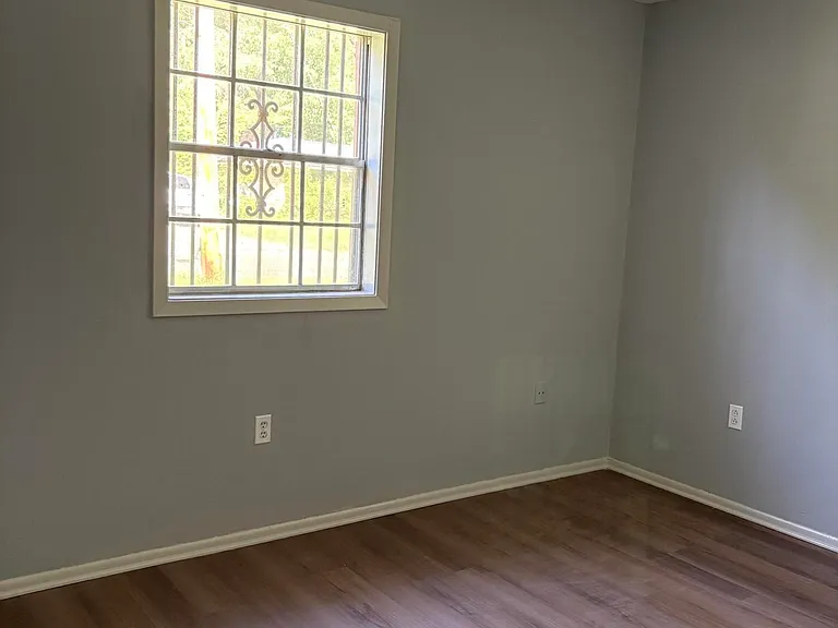 1241 Wooddell Dr — Photo 10