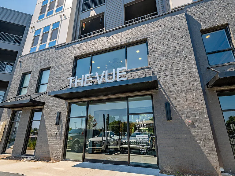 Vue on Riverfront — Photo 4