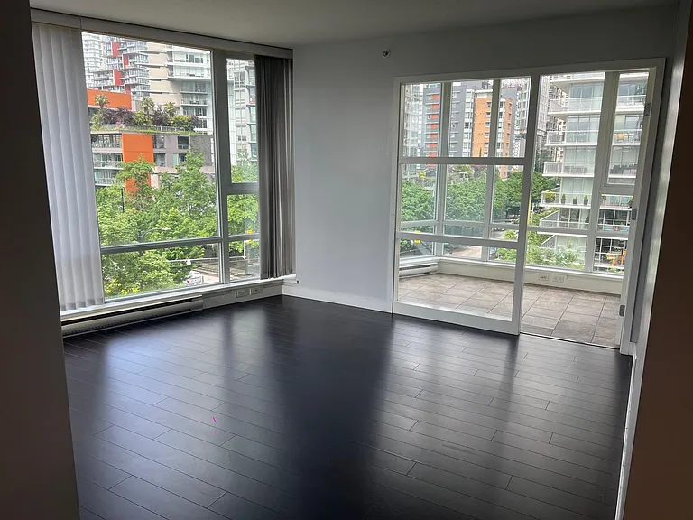1438 Richards St #706 — Photo 7