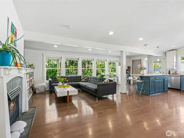 7826 SE 24th Street, Mercer Island, WA 98040
