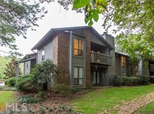 916 Tuxworth Cir, Decatur, GA 30033