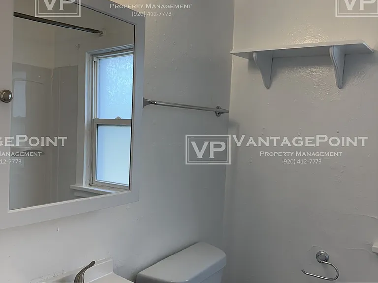 820 1/2 N Irwin Ave — Photo 12
