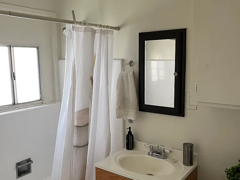 409 E Valencia Ave #413 — Photo 11