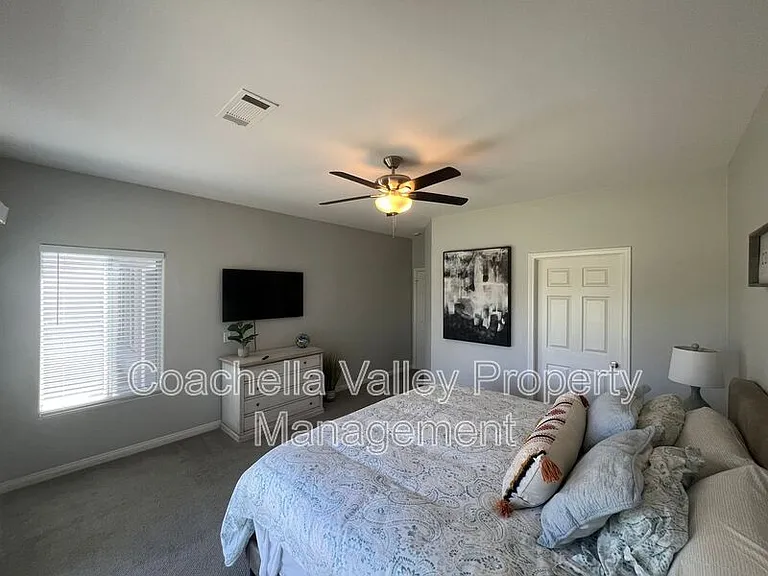 82368 Lancaster Way — Photo 24