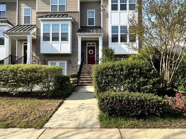 9128 Wooden Rd, Raleigh, NC 27617