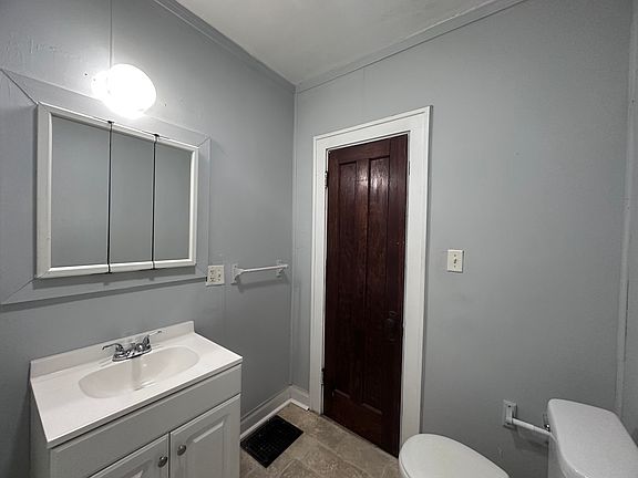 5th image of 1309 N Grant St
