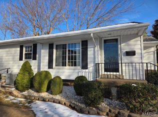 7081 Winona Ave, Saint Louis, MO 63109