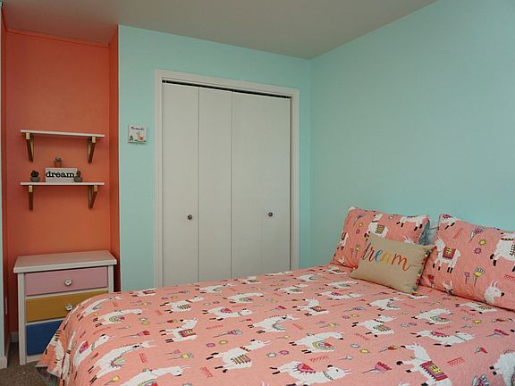 4th image of 57057 Abbot House Ln APT 7