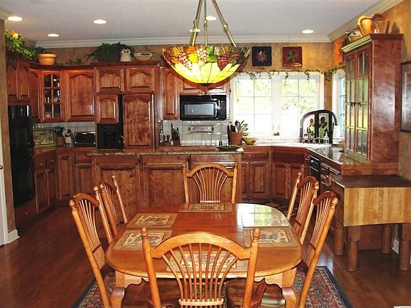 5th image of 3556 Gettysburg Pl