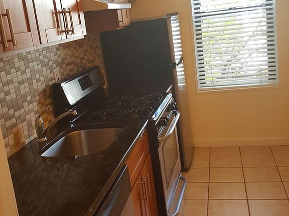2nd image of 7 Laidlaw Ave APT 23