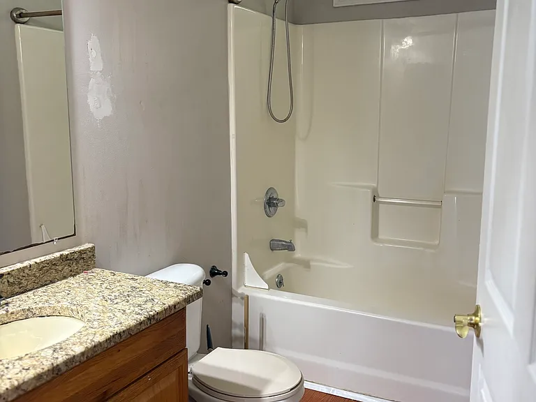 403 Saint Dunstans Ct — Photo 21