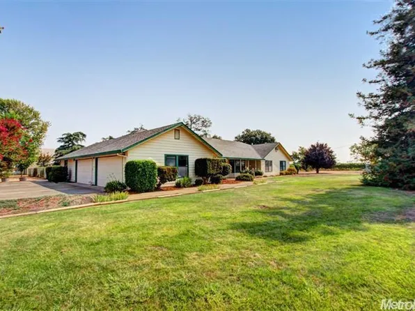 24940 N Sowles Rd, Acampo, CA 95220