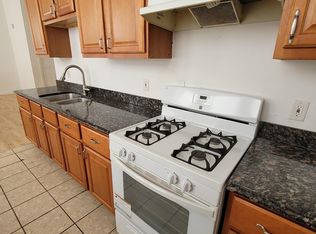 6248 26th St #1R, Berwyn, IL 60402