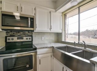 5908 Spring Hill Ct, Arlington, TX 76016