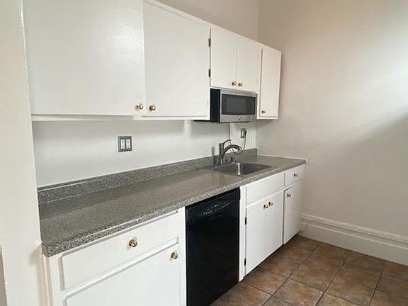 4th image of 1635 Pierce St APT 9