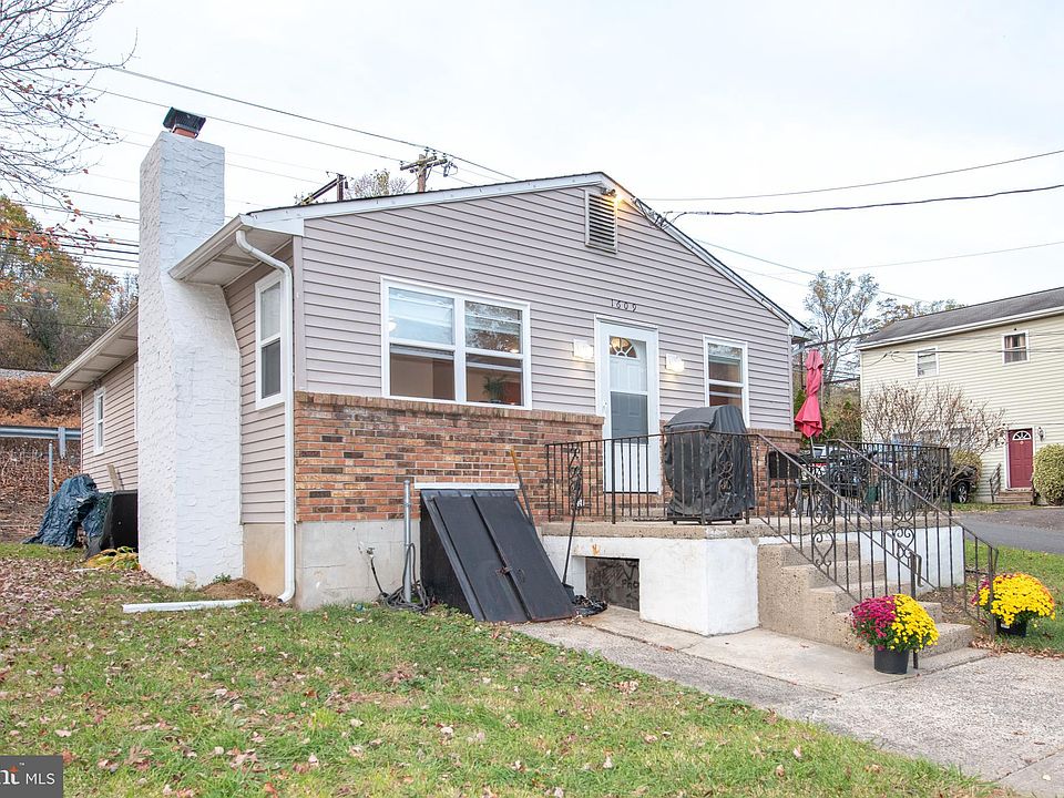 1609 W Lincoln Hwy, Langhorne, PA 19047 | Zillow