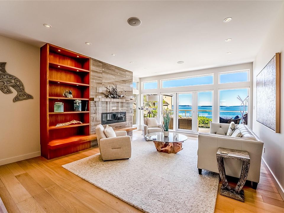 1st image of 4771 Cordova Bay Rd #20
