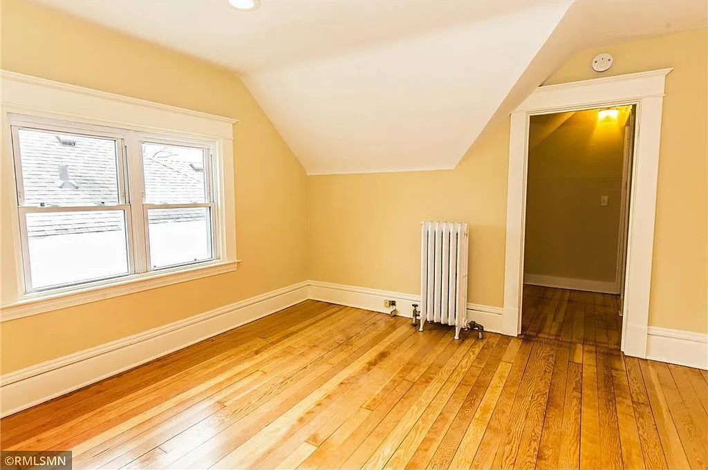 2 bed, 1300 sqft, $1,395 — Photo 4