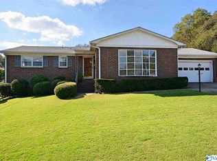 1925 Rosalie Ridge Dr NE, Huntsville, AL 35811