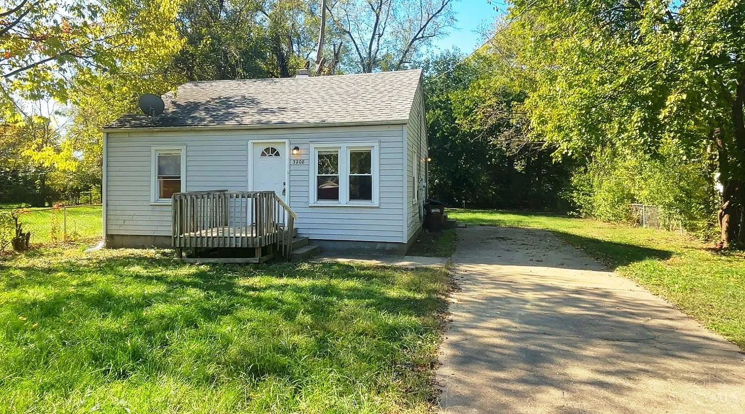 3208 Morgan St photo 1