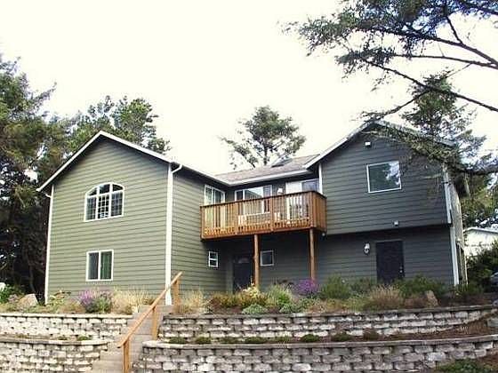 2nd image of 8866 SW Abalone St