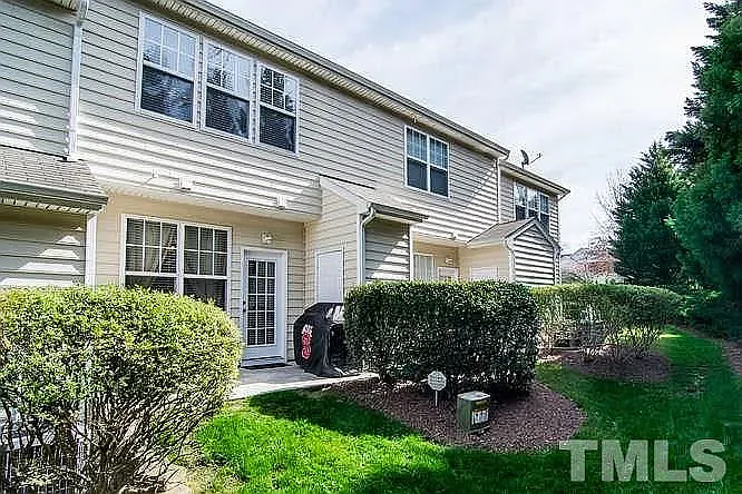 2 bed, 1364 sqft, $2,500 — Photo 3