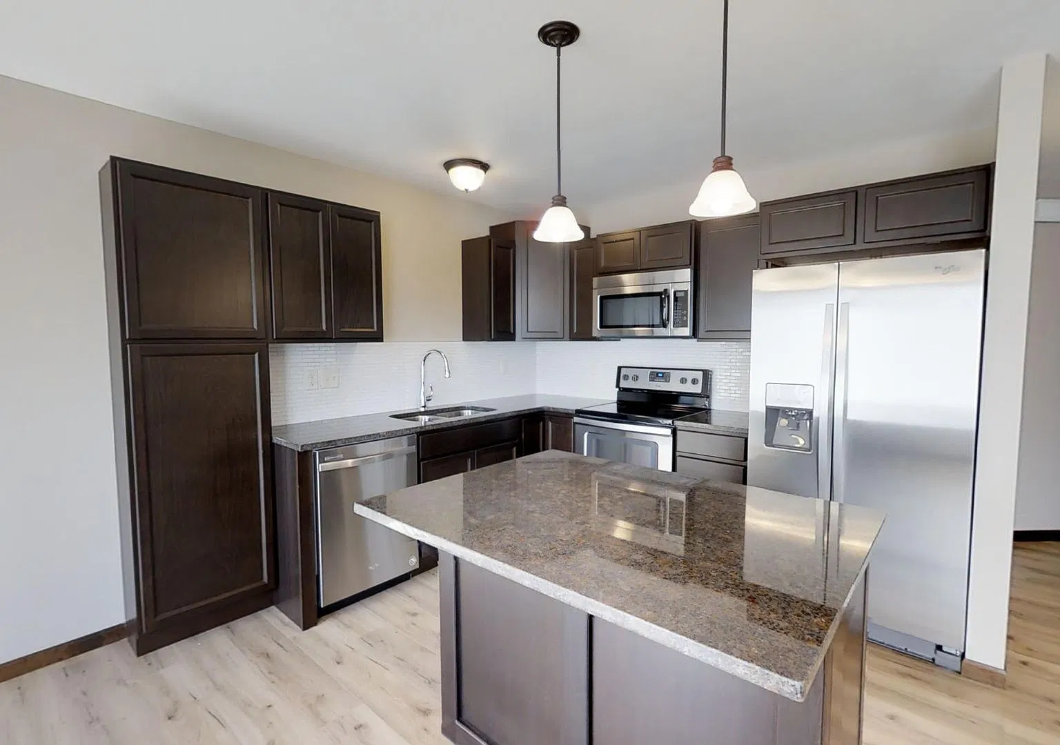 707 Deer Haven — Photo 1