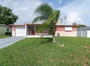 2048 Melody Dr, Holiday, FL 34691
