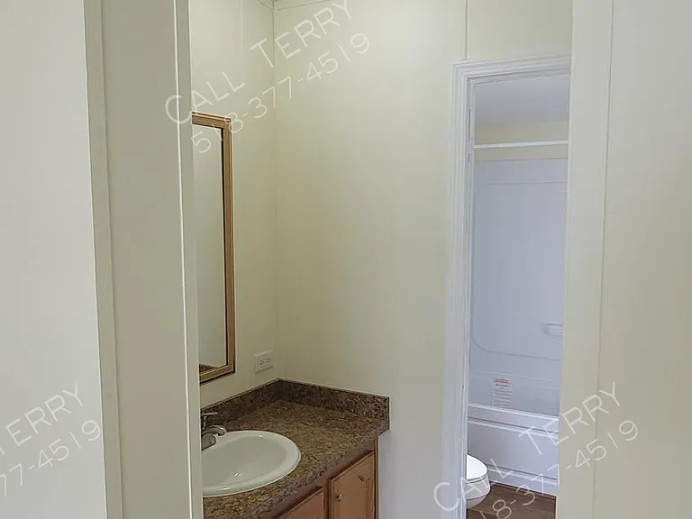 2941 Amsterdam Rd #10 — Photo 7